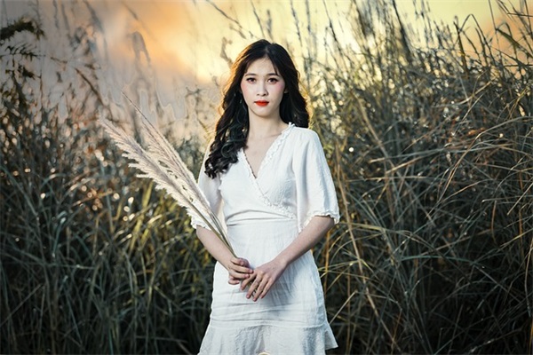 五行缺水取名女孩大全