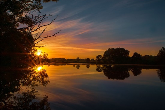 带田带亮的网名女孩子 带田带亮的网名女孩子